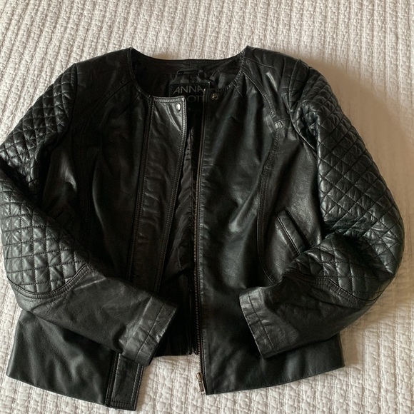Black leather jacket size M Like new! - Picture 5 of 8